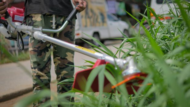 เครื่องตัดหญ้า