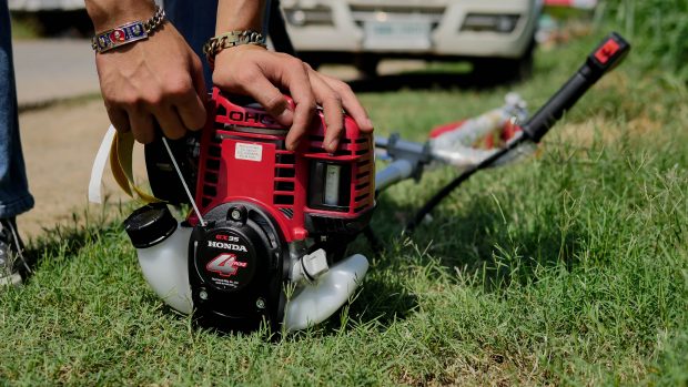 เครื่องตัดหญ้า