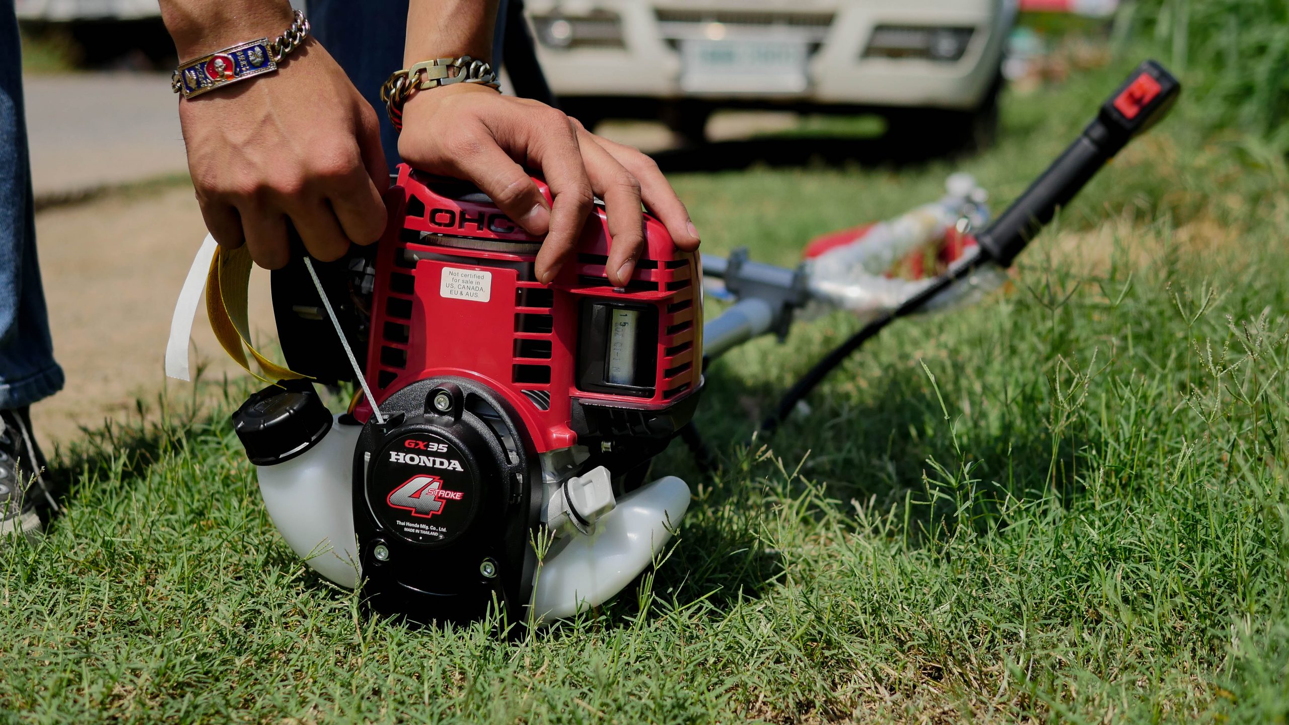 เครื่องตัดหญ้า