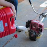 น้ำมันเครื่องตัดหญ้า